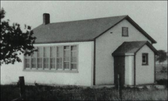SS 5 Sillsville Building 1938 ed